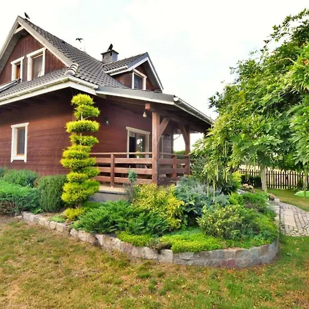 By The Lake, Private Garden, Oswino, Cleaning Included Feriehus