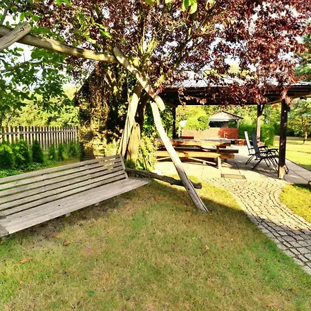 Feriehus By The Lake, Private Garden, Oswino, Cleaning Included *